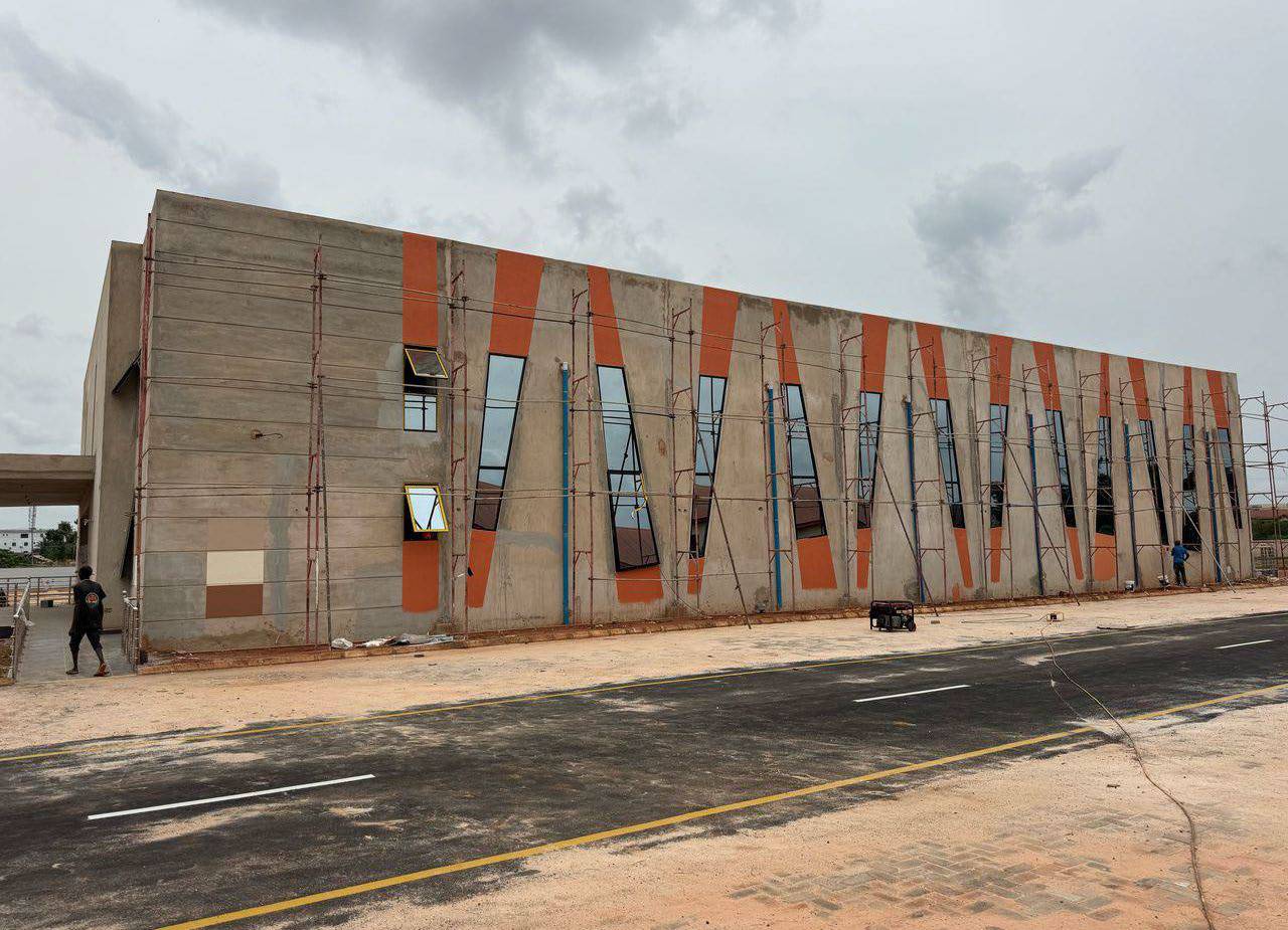 Itohan Girls Grammar School hall facade in scaffolding during works